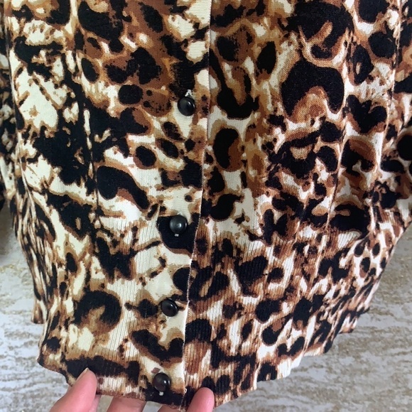 Cable&Gauge Brown/Cream Animal Print Cardigan/Sweater Size L - Picture 6 of 12